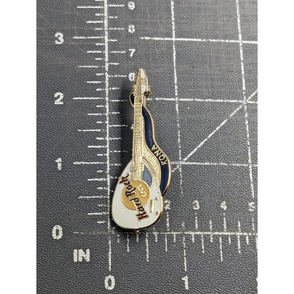 Hard Rock Cafe Kona Hawaii Brian Jones Vox Guitar Enamel Pin Dead Rocker Series - Picture 3 of 7